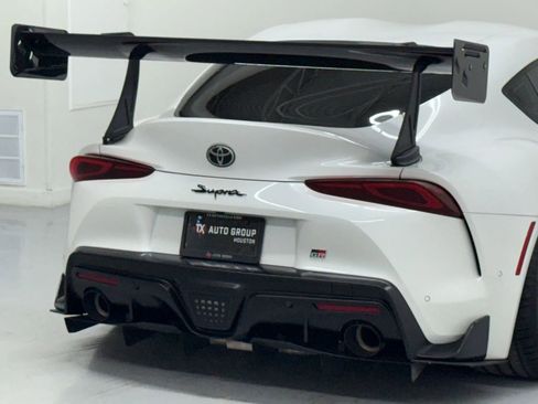 Used 2023 Toyota Supra Premium image 16