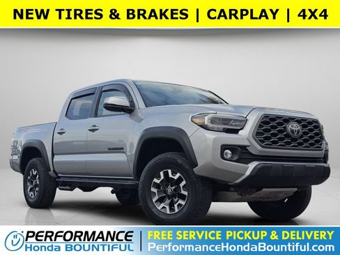 Used 2020 Toyota Tacoma TRD Off-Road image 1
