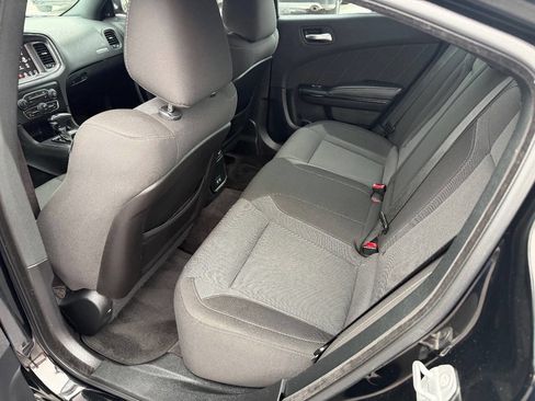 Used 2017 Dodge Charger R/T w/ Navigation & Travel Group image 15