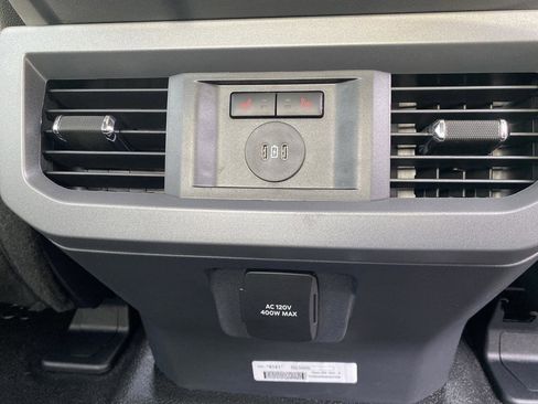 New 2026 Ford F250 Lariat w/ FX4 Off-Road Package image 43