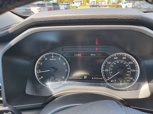 Used 2024 Mitsubishi Outlander SE Black Edition AWD/4WD image 17