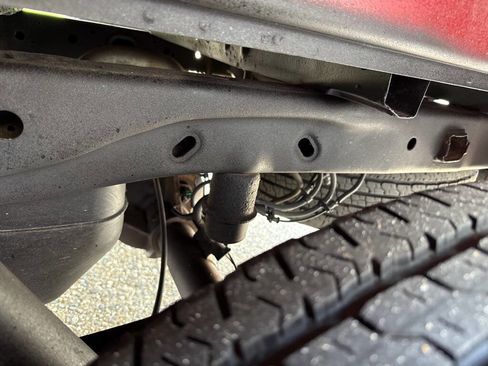 Used 2014 Ford F150 XLT w/ XLT Chrome Package image 32