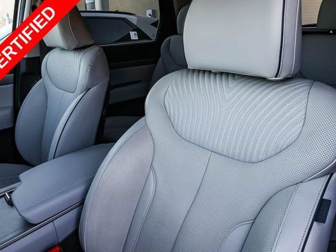 Certified 2025 Hyundai Palisade SEL FWD image 28