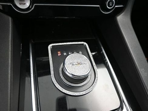 Used 2020 Jaguar F-PACE Premium AWD/4WD image 7