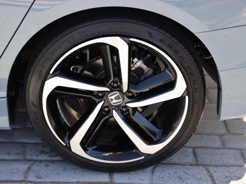 Used 2021 Honda Accord Sport image 38