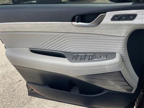 Used 2023 Hyundai Palisade Calligraphy image 22