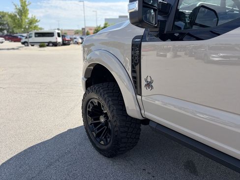 New 2026 Ford F250 Lariat w/ Black Appearance Package AWD/4WD image 11