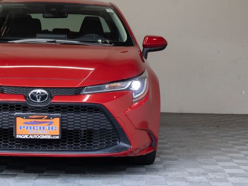 Used 2021 Toyota Corolla LE w/ Carpet Mat Package (TMS) FWD image 5