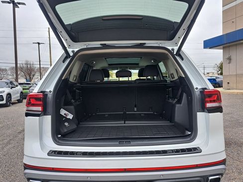 New 2026 Volkswagen Atlas Peak Edition image 22