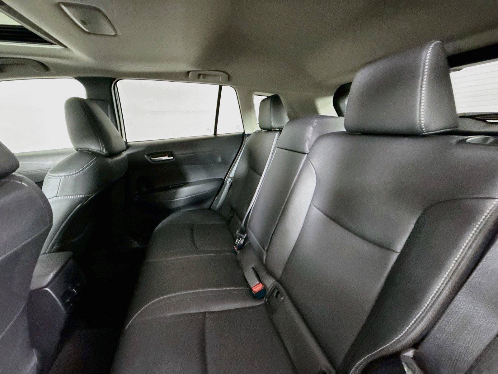 Used 2026 Toyota Corolla Cross XLE w/ Convenience Package FWD image 31