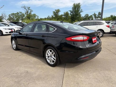 Used 2014 Ford Fusion SE w/ Equipment Group 202A FWD image 6