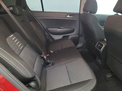 Used 2018 Kia Sportage LX w/ LX Technology Package image 19