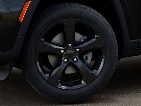 New 2026 Jeep Grand Cherokee Limited AWD/4WD image 8