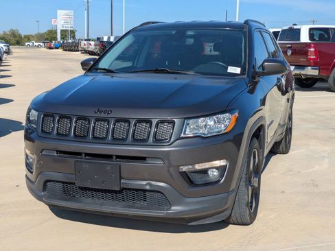 Used 2019 Jeep Compass Altitude image 7