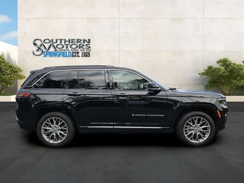 Used 2025 Jeep Grand Cherokee Summit AWD/4WD image 6