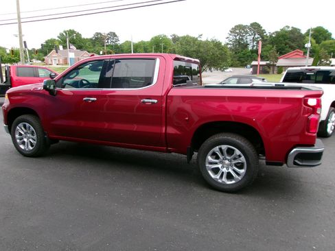 New 2026 Chevrolet Silverado 1500 LTZ w/ LTZ Premium Package AWD/4WD image 6