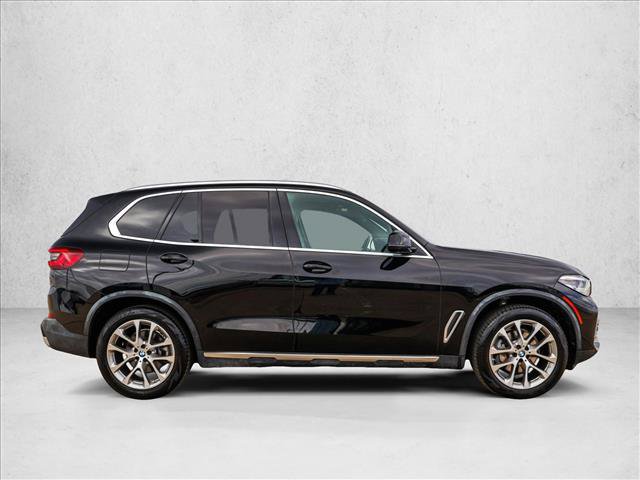 Used 2021 BMW X5 xDrive40i w/ Convenience Package AWD/4WD image 4