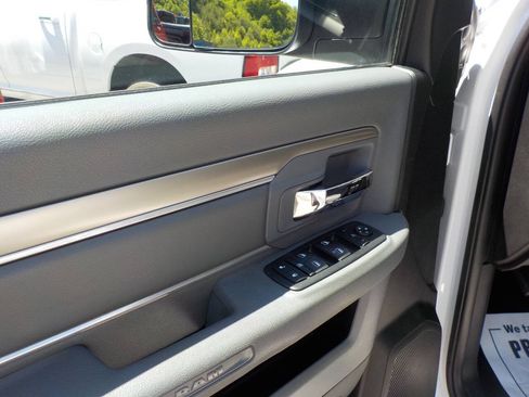 Used 2015 RAM 2500 Big Horn AWD/4WD image 9