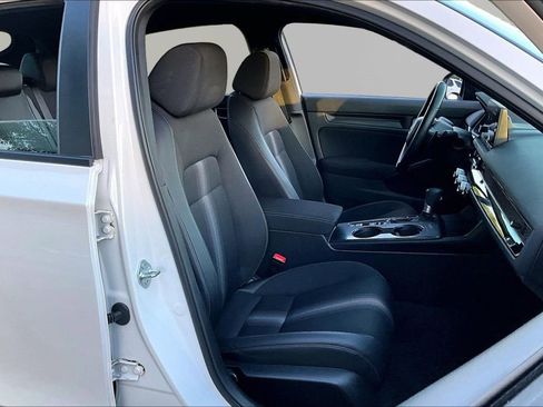 Used 2025 Honda Civic Sport image 21