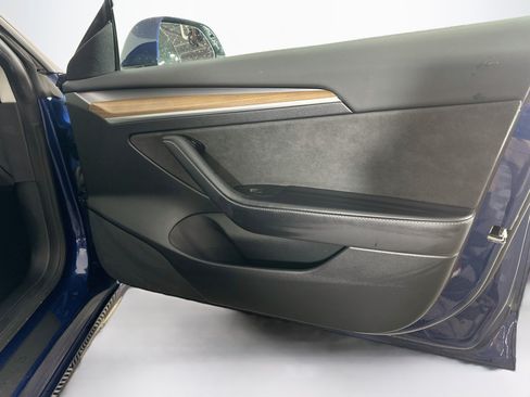 Used 2023 Tesla Model 3 Standard Range RWD image 30