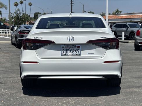 Used 2025 Honda Civic FWD Hybrid Sedan image 6