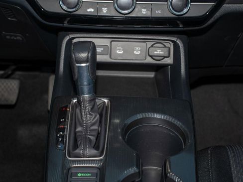 Certified 2025 Honda Civic LX image 25