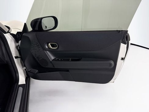 New 2026 MINI Cooper 2-Door Hardtop image 25