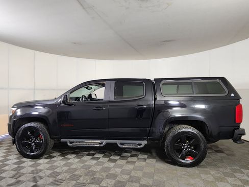 Used 2018 Chevrolet Colorado LT w/ Redline Special Edition AWD/4WD image 4