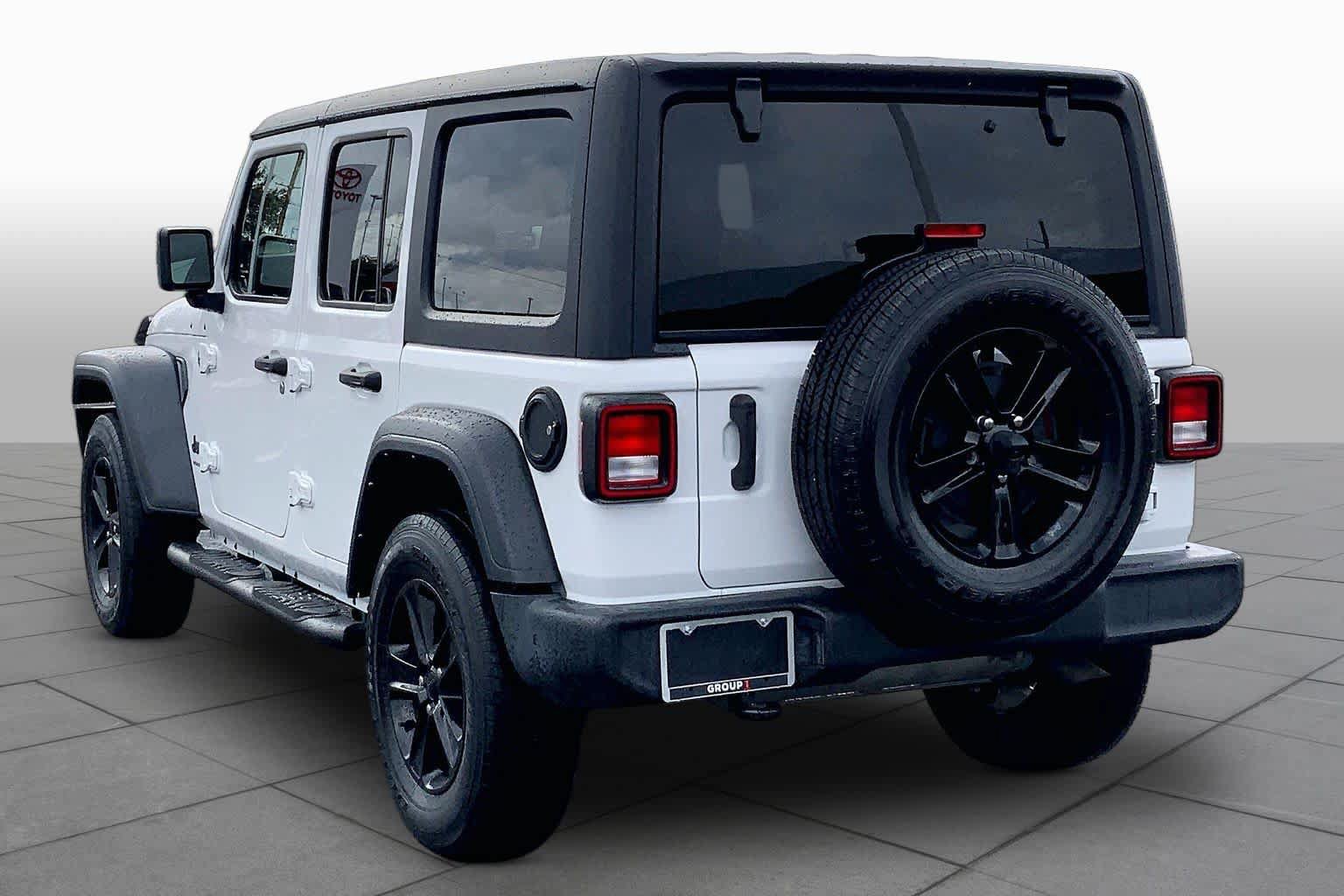 Used 2023 Jeep Wrangler Unlimited Sport AWD/4WD image 12
