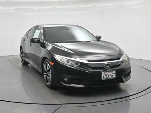 Used 2017 Honda Civic EX-T image 50