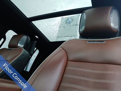 Used 2023 GMC Yukon XL Denali Ultimate image 29