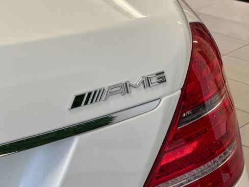 Used 2011 Mercedes-Benz S 63 AMG image 27