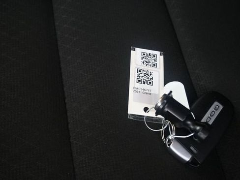 Used 2021 Jeep Grand Cherokee Laredo RWD image 9