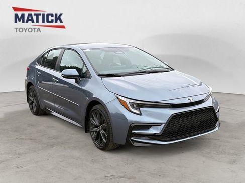 New 2026 Toyota Corolla SE image 1