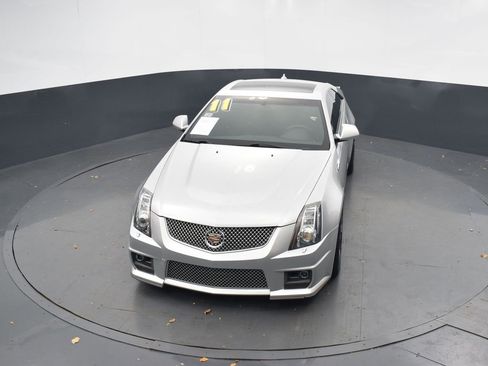 Used 2011 Cadillac CTS V image 28