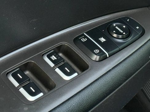 Used 2018 Kia Optima LX FWD image 23