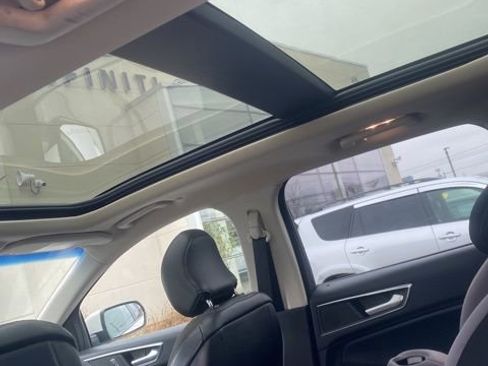 Used 2017 Ford Edge Sport w/ Technology Package image 7