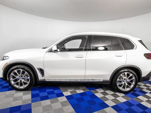 Used 2025 BMW X5 xDrive40i AWD/4WD image 8