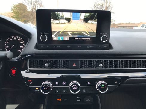 Certified 2024 Honda Civic EX image 21