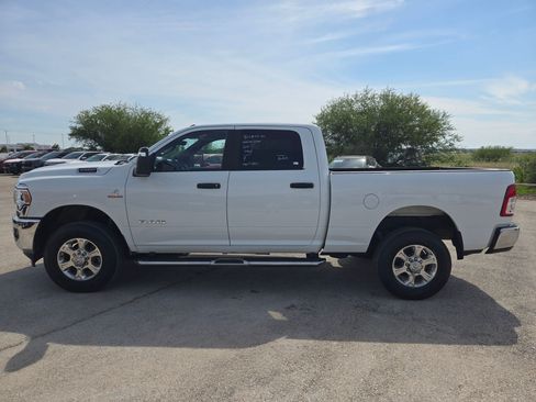 Used 2024 RAM 2500 Big Horn w/ Off Road Package AWD/4WD image 6