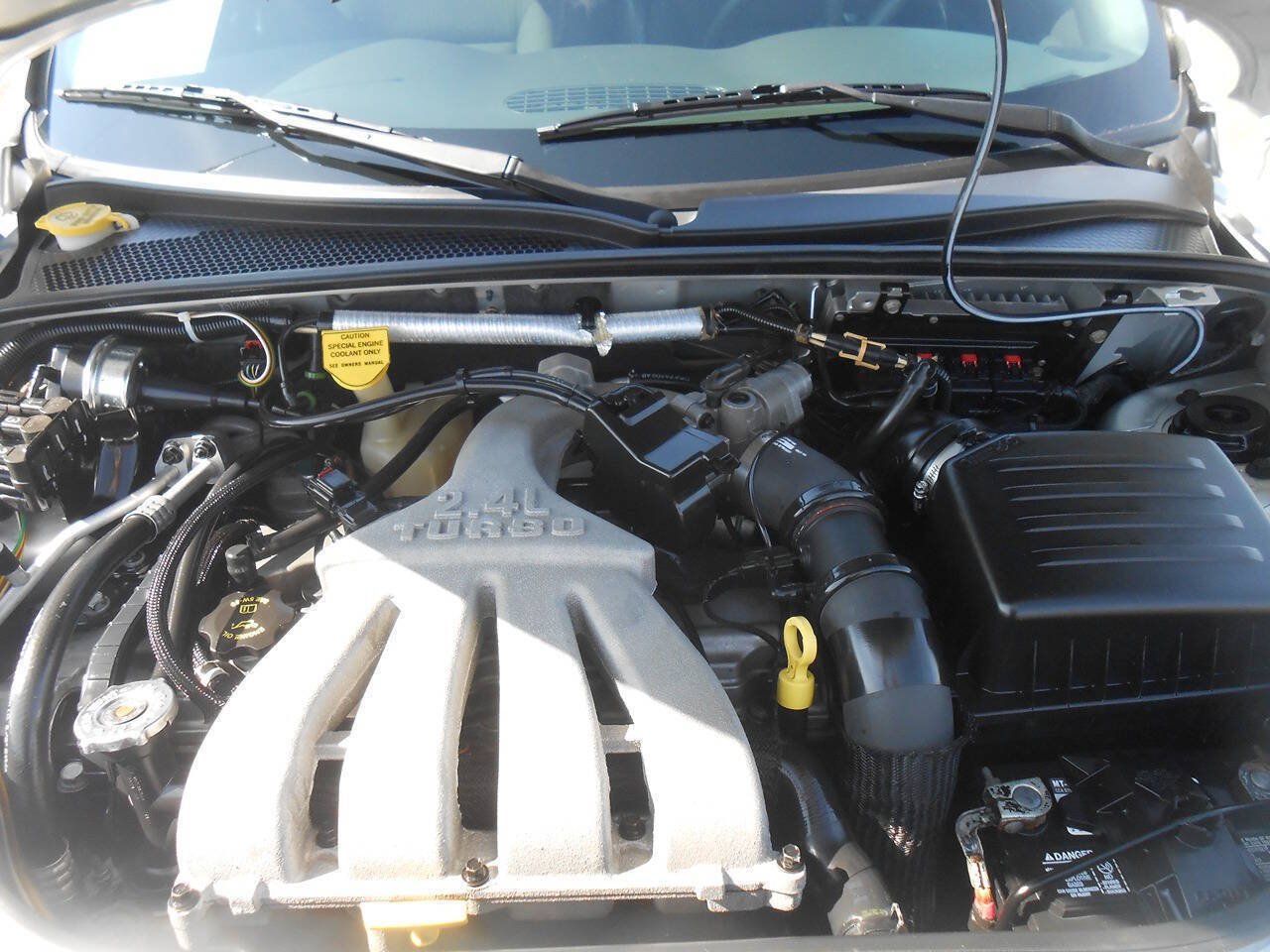 Used 2005 Chrysler PT Cruiser Touring FWD image 25