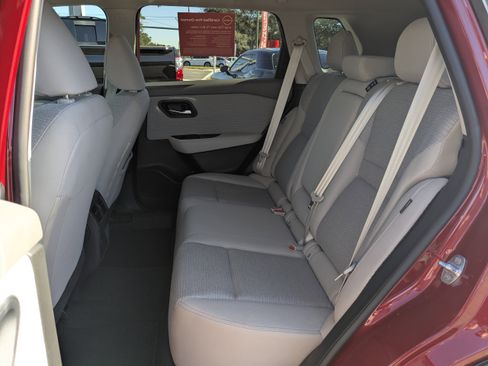 Certified 2023 Nissan Rogue SV image 13