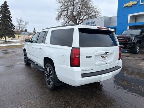 Used 2019 Chevrolet Suburban LT w/ Luxury Package image 7