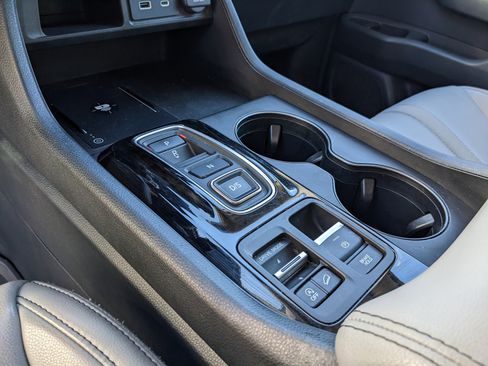 Used 2023 Honda Pilot EX-L image 17