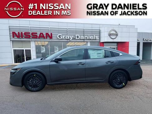 New 2026 Nissan Sentra SV w/ SV Convenience Package FWD image 4