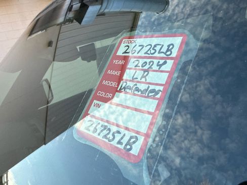 Certified 2024 Land Rover Defender 90 S image 16