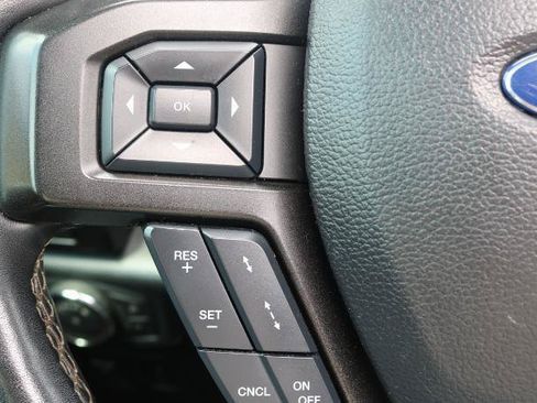 Used 2019 Ford Expedition Max Limited RWD image 10