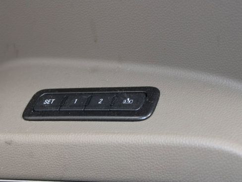 Used 2017 Chevrolet Tahoe LT w/ LT Signature Package image 24