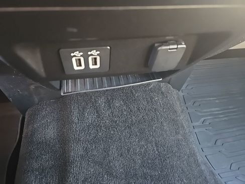 Used 2020 Ford F150 XLT w/ Equipment Group 302A Luxury image 19