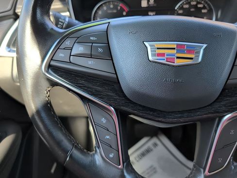 Used 2023 Cadillac XT5 Premium Luxury image 12